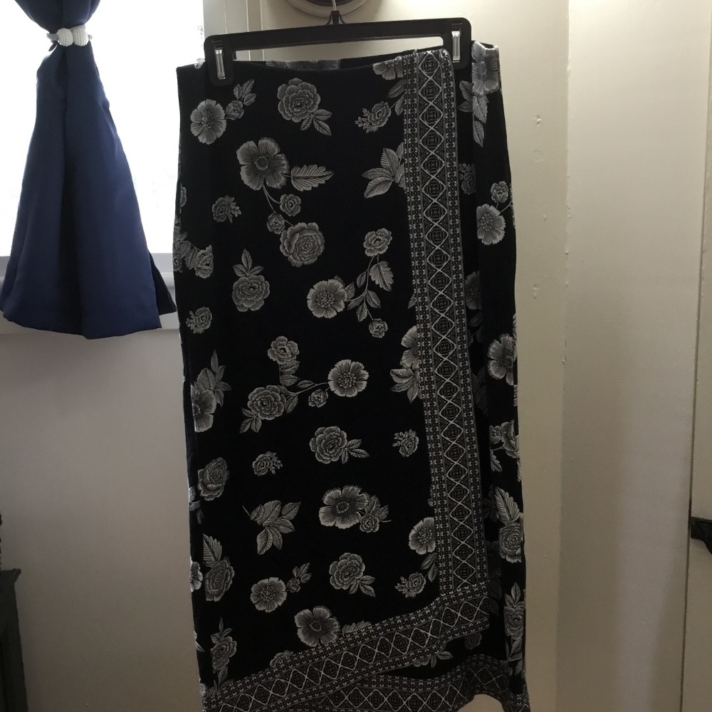 J. Jill midi skirt size Small Petite